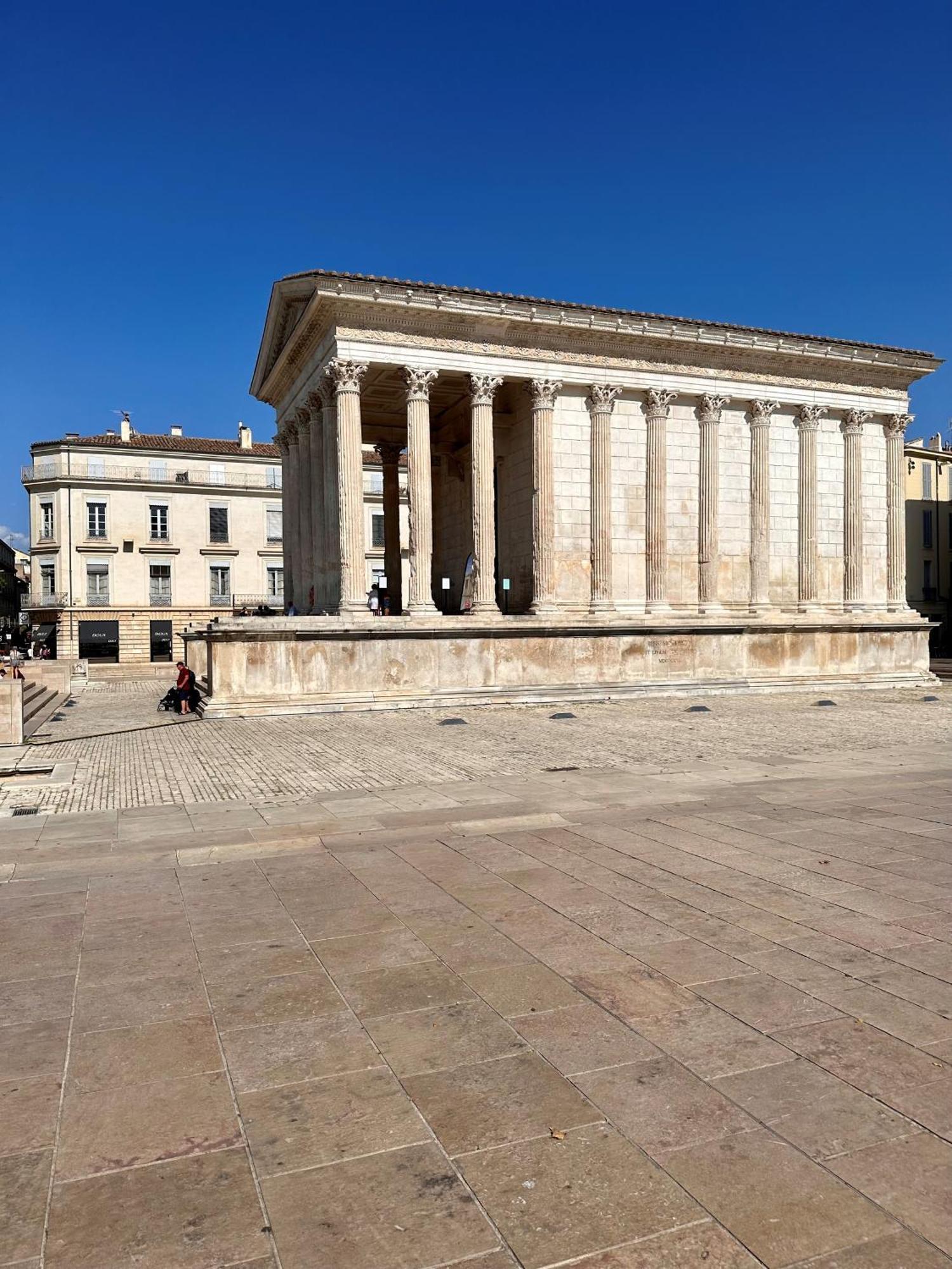 L'Etoile - Duplex Cosy De 50M2 En Centre-Ville Nîmes Kültér fotó