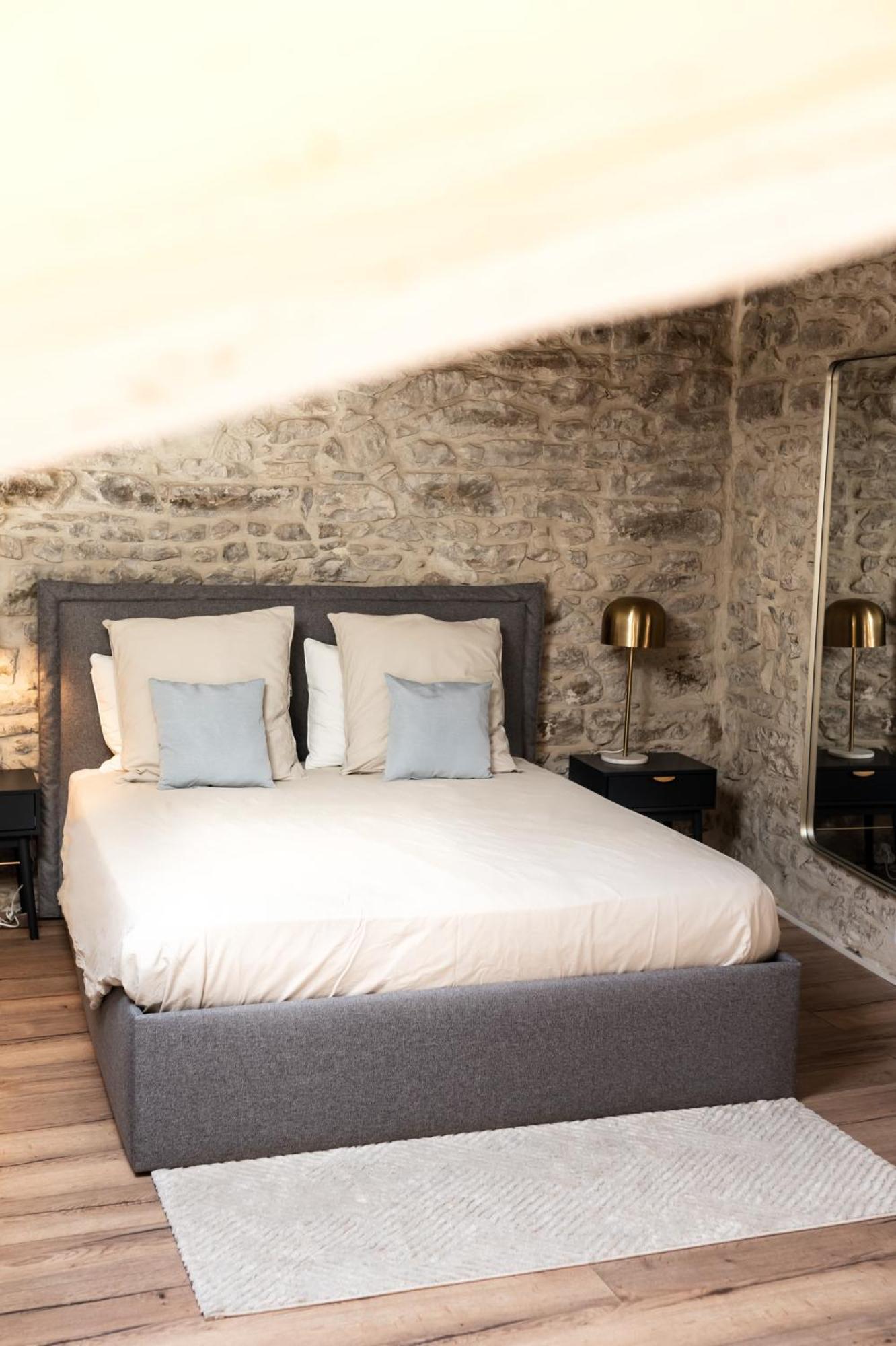 L'Etoile - Duplex Cosy De 50M2 En Centre-Ville Nîmes Kültér fotó